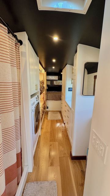 The hallway aft