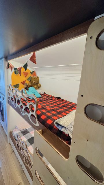 Inside the lower bunk